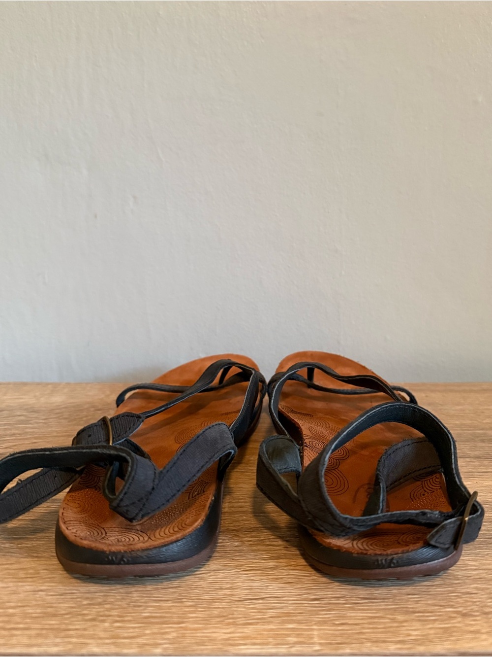Chaco Women’s Sofia Leather Sandals - 6 - Picture 9 of 13